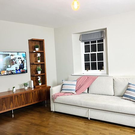 Lovely Spacious Apartment At Temple Bar ดับลิน ภายนอก รูปภาพ